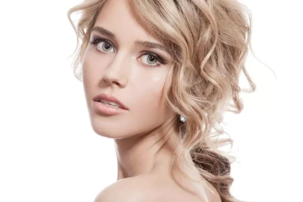 Einfache Haarfrisuren